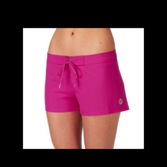 Roxy Other - NWT Roxy Classic 2 board shorts size Large